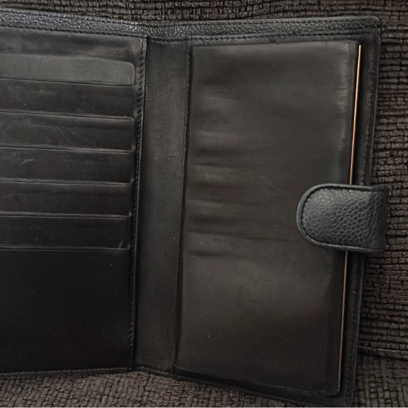 Chanel Vintage Caviar Wallet - Picture 3 of 6